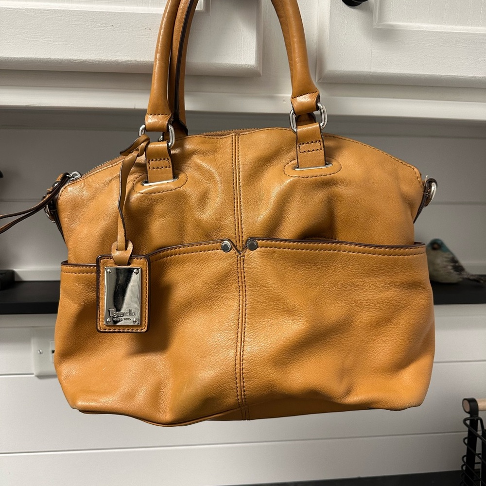 Tignanello leather purse, handles and detachable strap. Buttery soft leather - Picture 4 of 6
